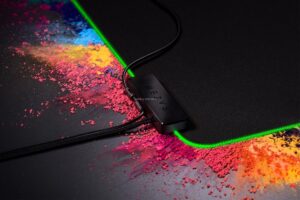 ⁦משטח לעכבר RAZER Goliathus Chroma EXTENDED - גדול מאוד⁩ – תמונה ⁦3⁩